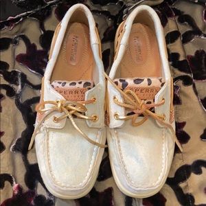 Sperry top-sider loafer Size 7M denim and animal